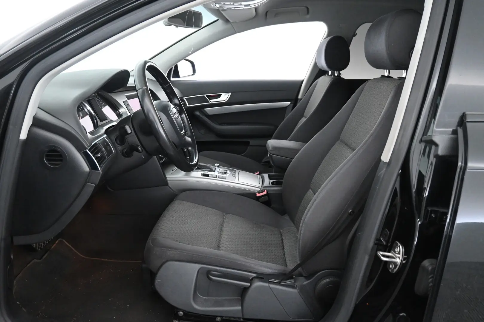 Car Image - 5g0JBX33N3sX9CK1t5J7DQ