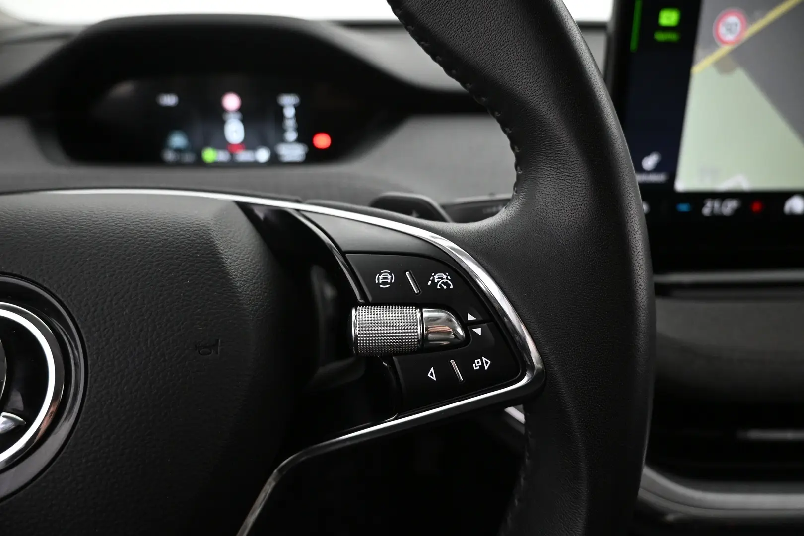Car Image - 1zsMQ7wTINvl4SxezNTXxV