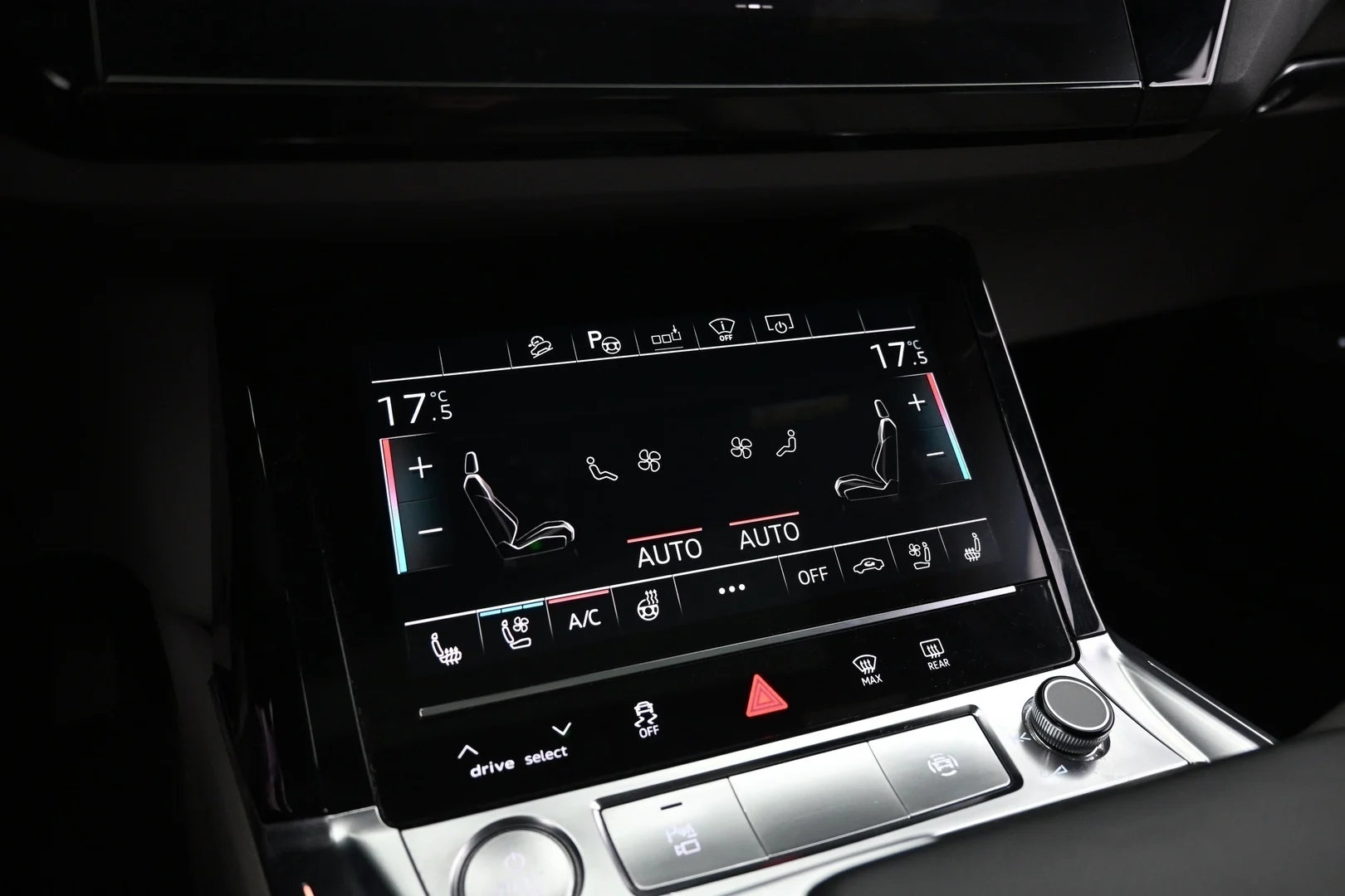 Car Image - 5tI86P4IYCglB5Gz8T0IeF