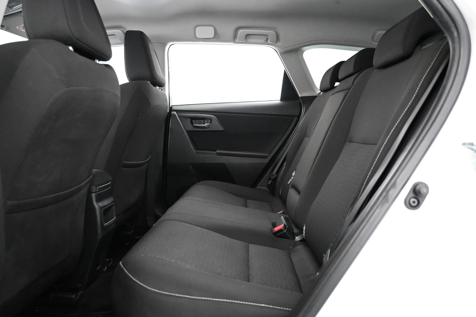 Car Image - aYVDmJwjyIz2nexsl9H5d