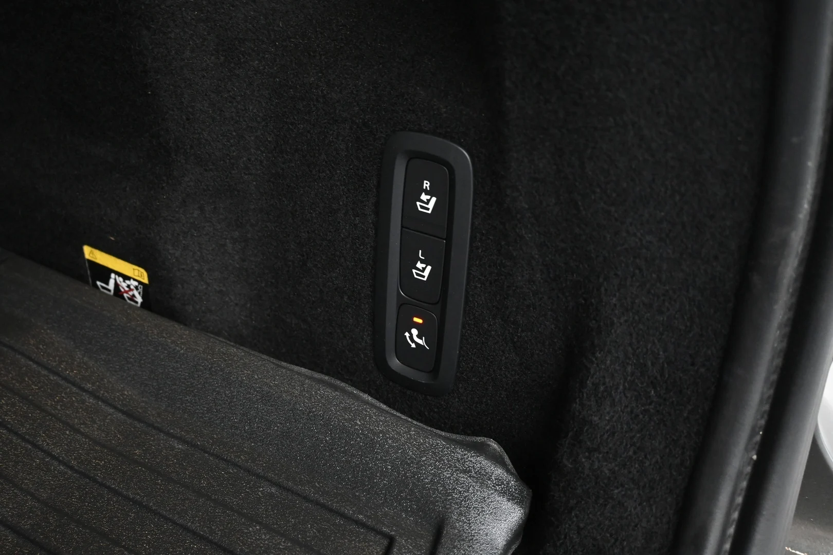 Car Image - 58VjdlnCMBxPGykfQ8peZU