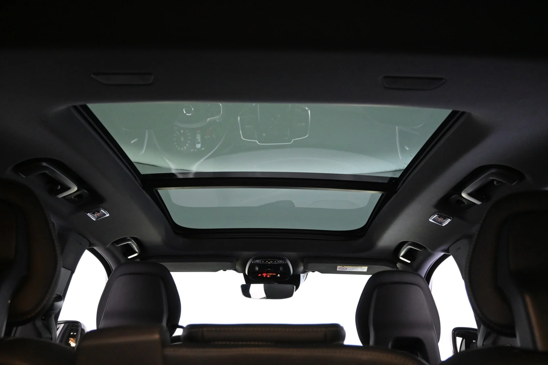 Car Image - 1Lwvbtd7SEDx8hENcaVgSB