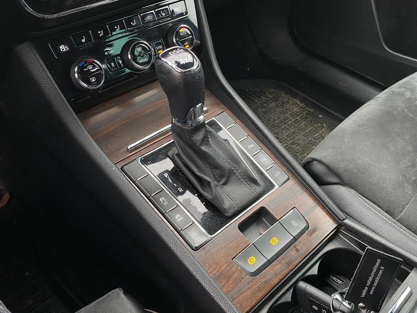 Car Image - 1CsOBHF4fWk0iY4tky3Q5G