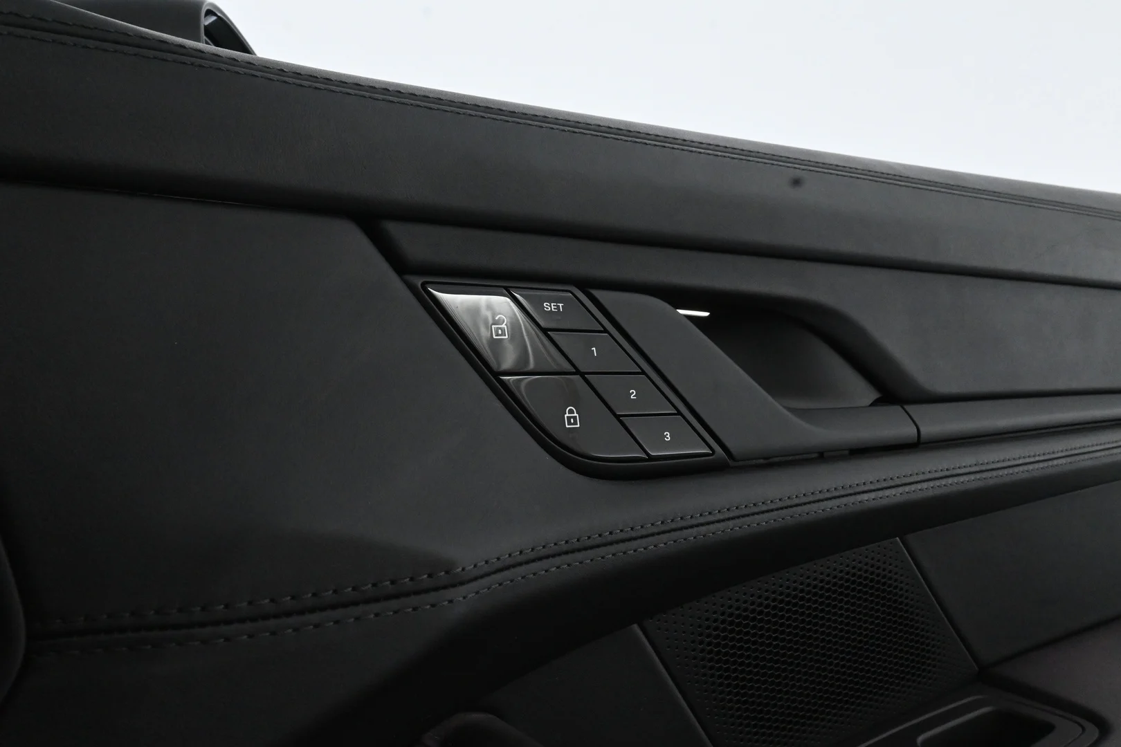 Car Image - 6nnc7MGdvUPOuC7CYTKxkW