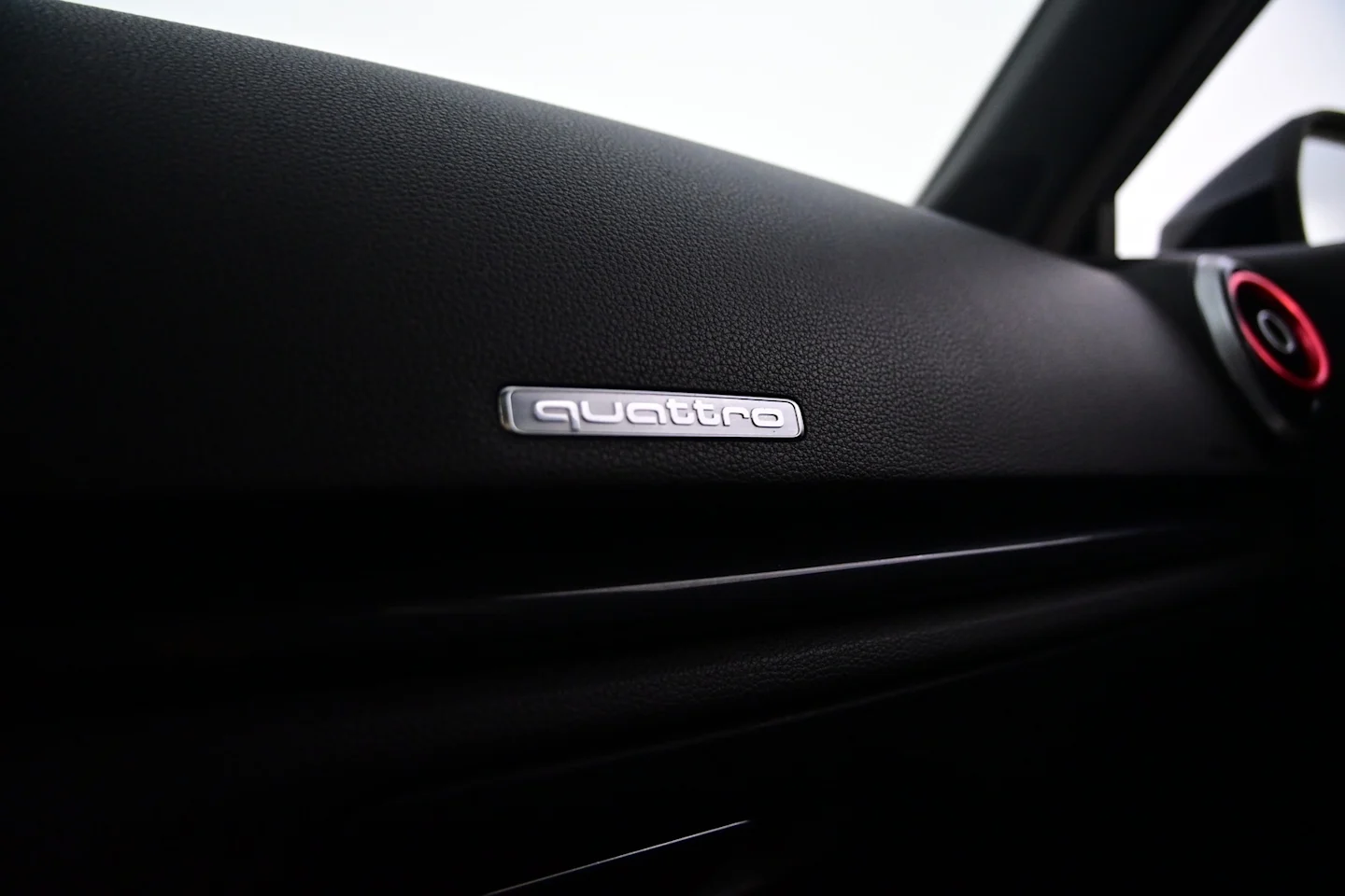 Car Image - 1YbHLCdSPqmgdphdeYn5O4