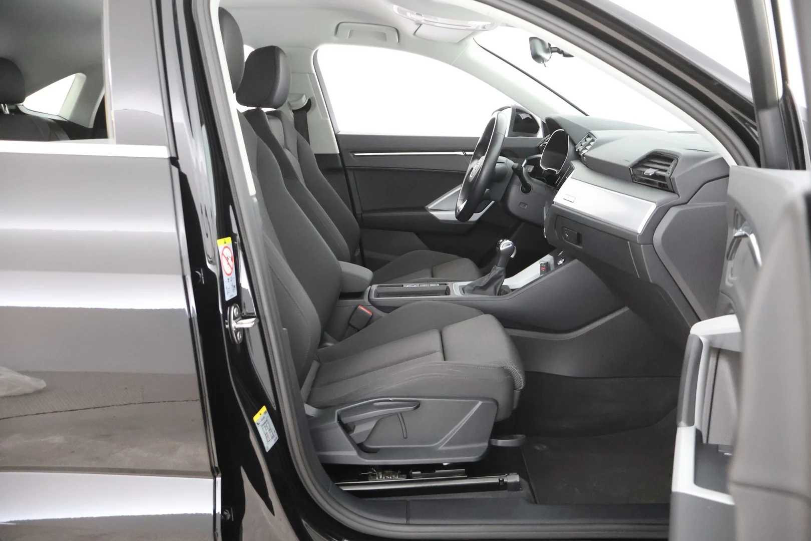 Car Image - 6cDOZQ9cDwN9XmkhlIMsmN