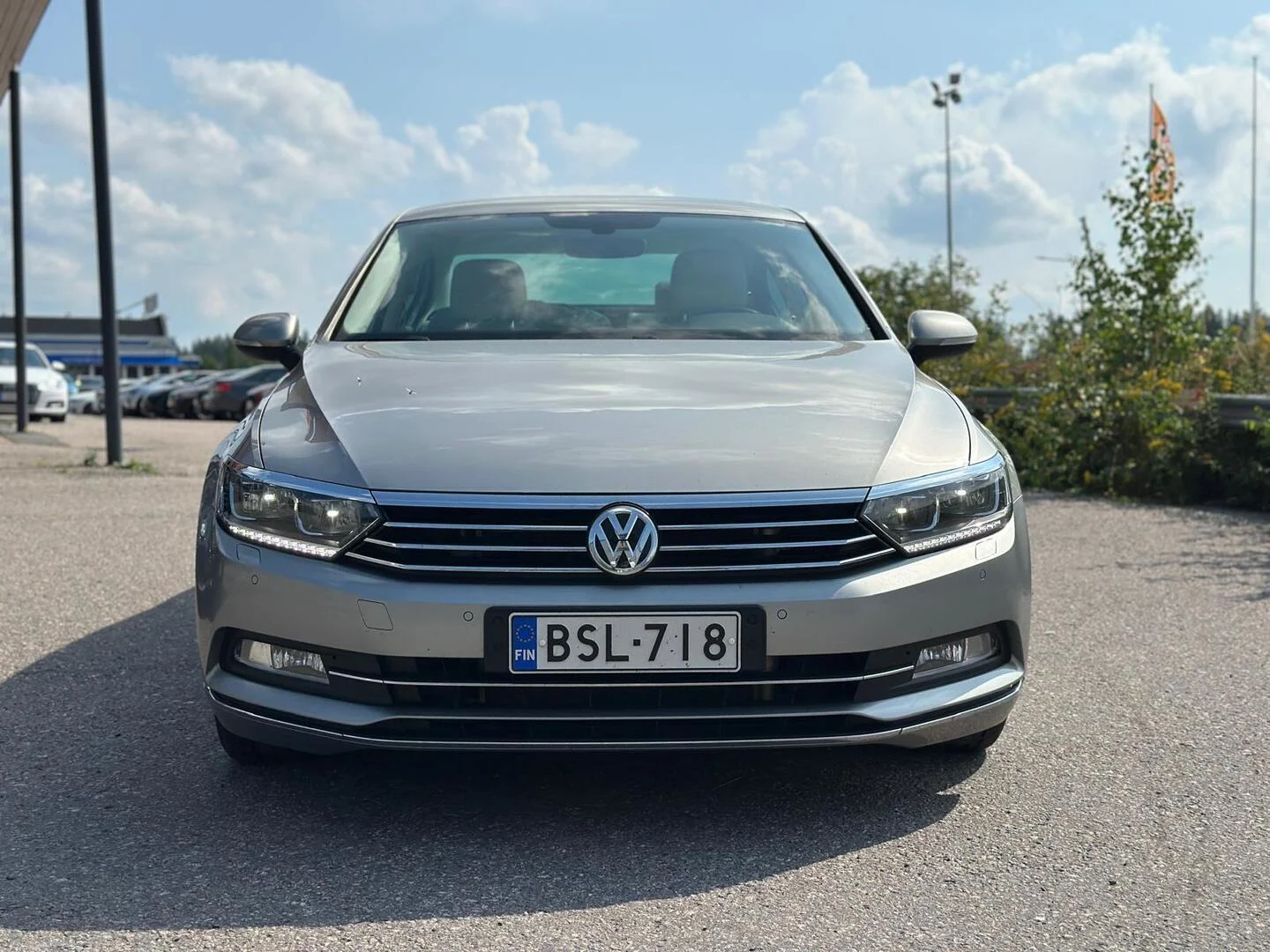 Car Image - 4hB2AhXwkGoOEbWSsYuVRt