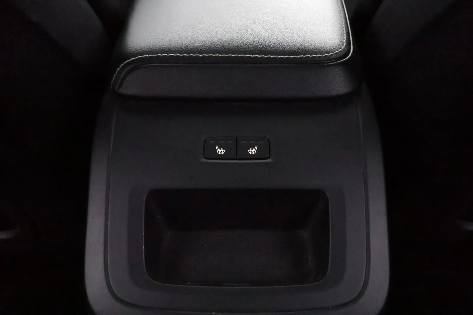 Car Image - 4RMTHSgAm9ww8ImDi7GTg1