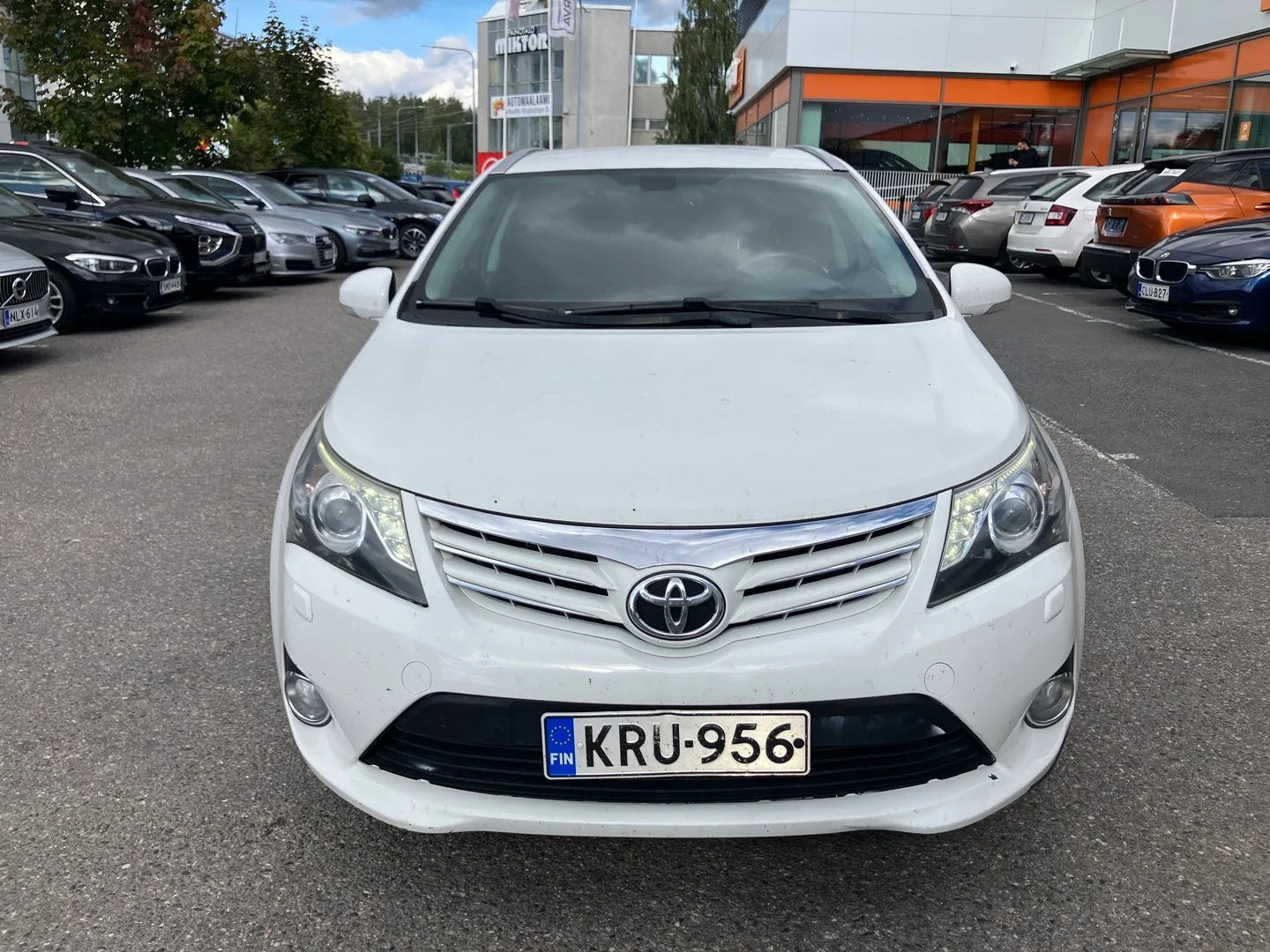 Car Image - b6eZkh9YUcrDrL9dCF2G6