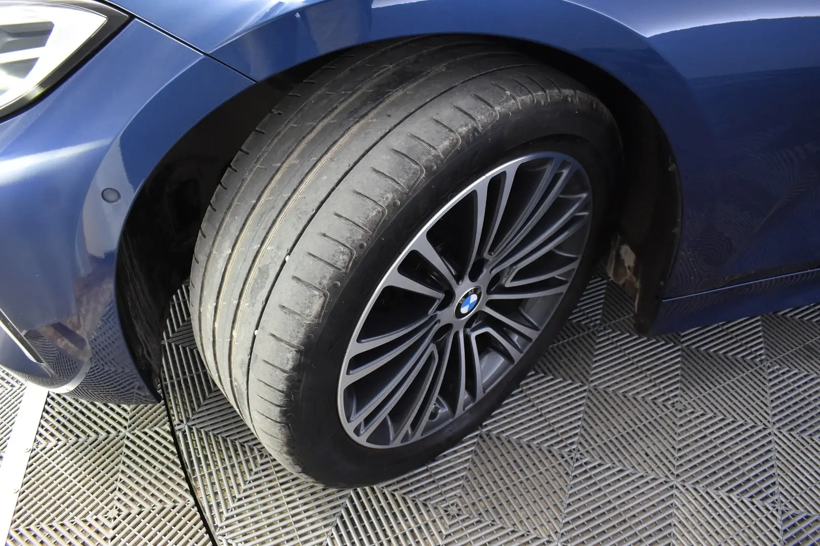 Car Image - 1eYyjaGRpJWvld7Z5r6qtY