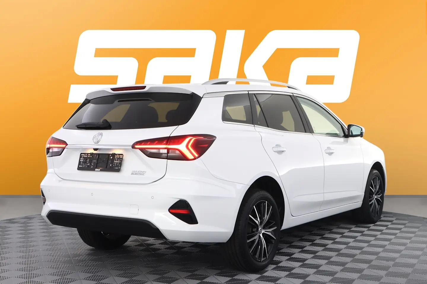 Car Image - 1fAHa7VBFaoojGRQjhBs7E