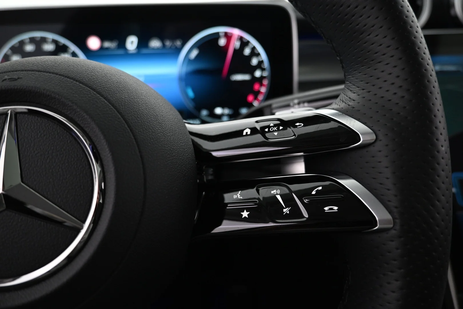 Car Image - 5cGAiDWbbp83UmUUqxARPx