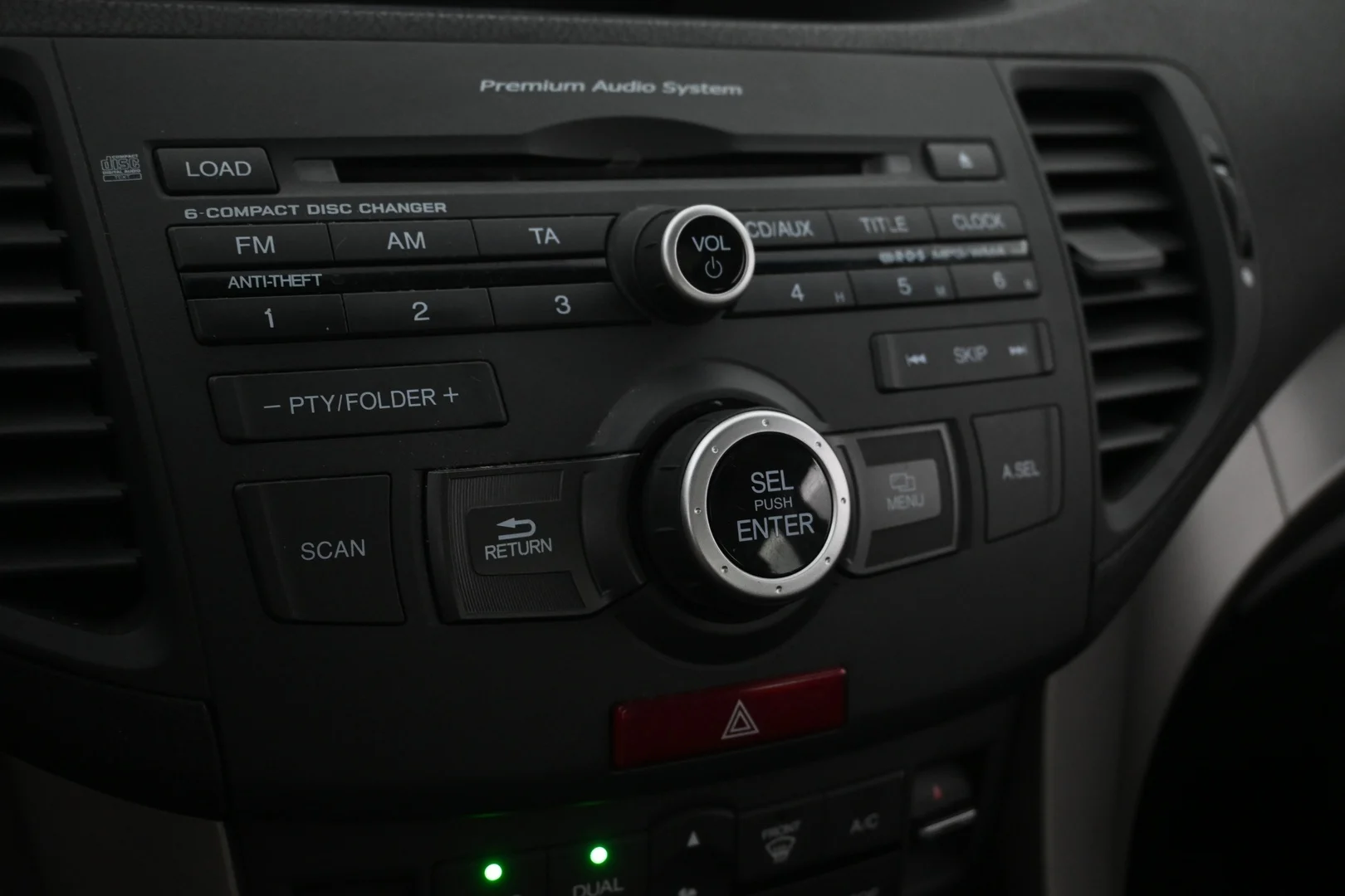 Car Image - 4hkLBZ3YDRdLK3bcwEs8ad