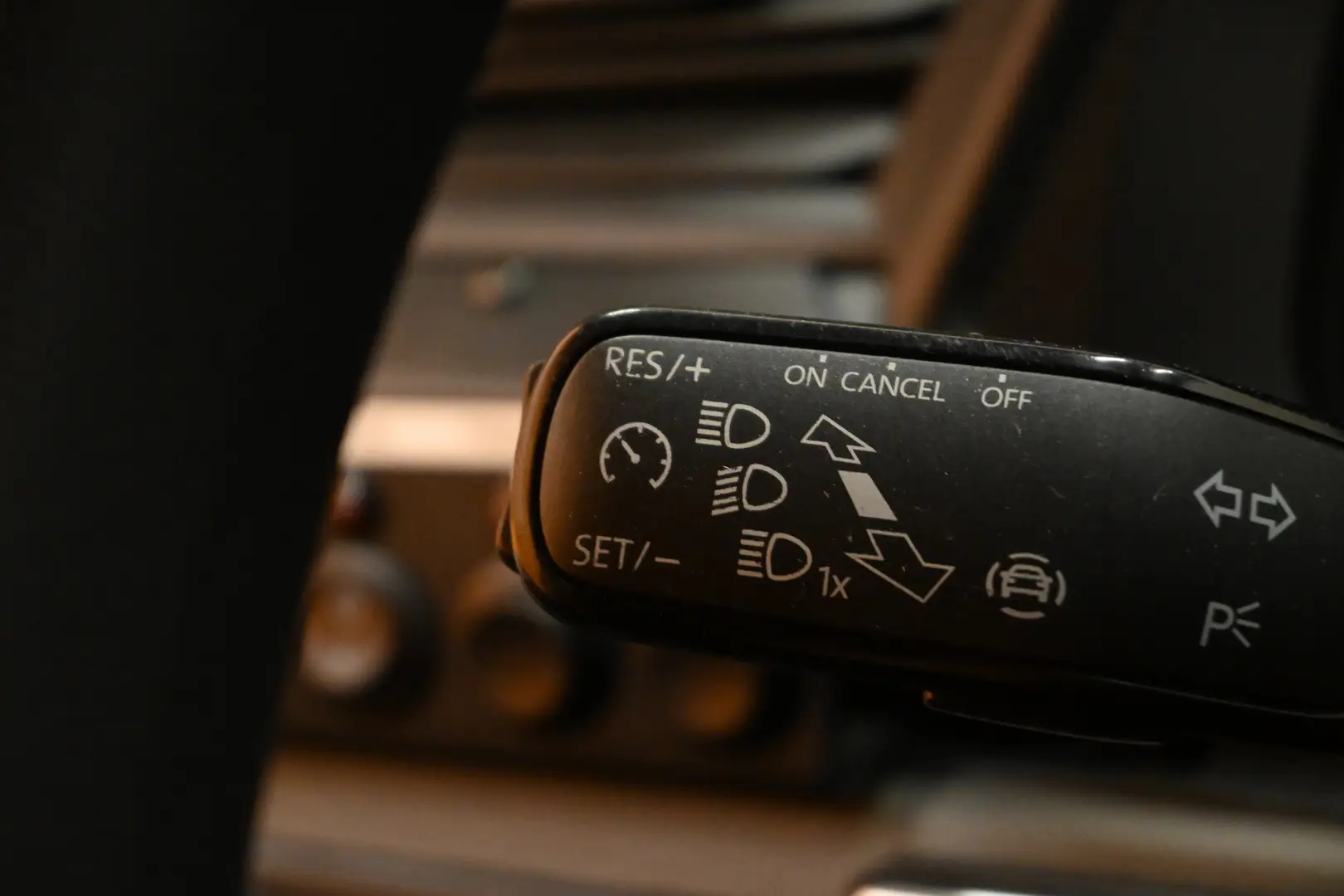 Car Image - 7dnpZ8DwzK8k4fdQISq59Z