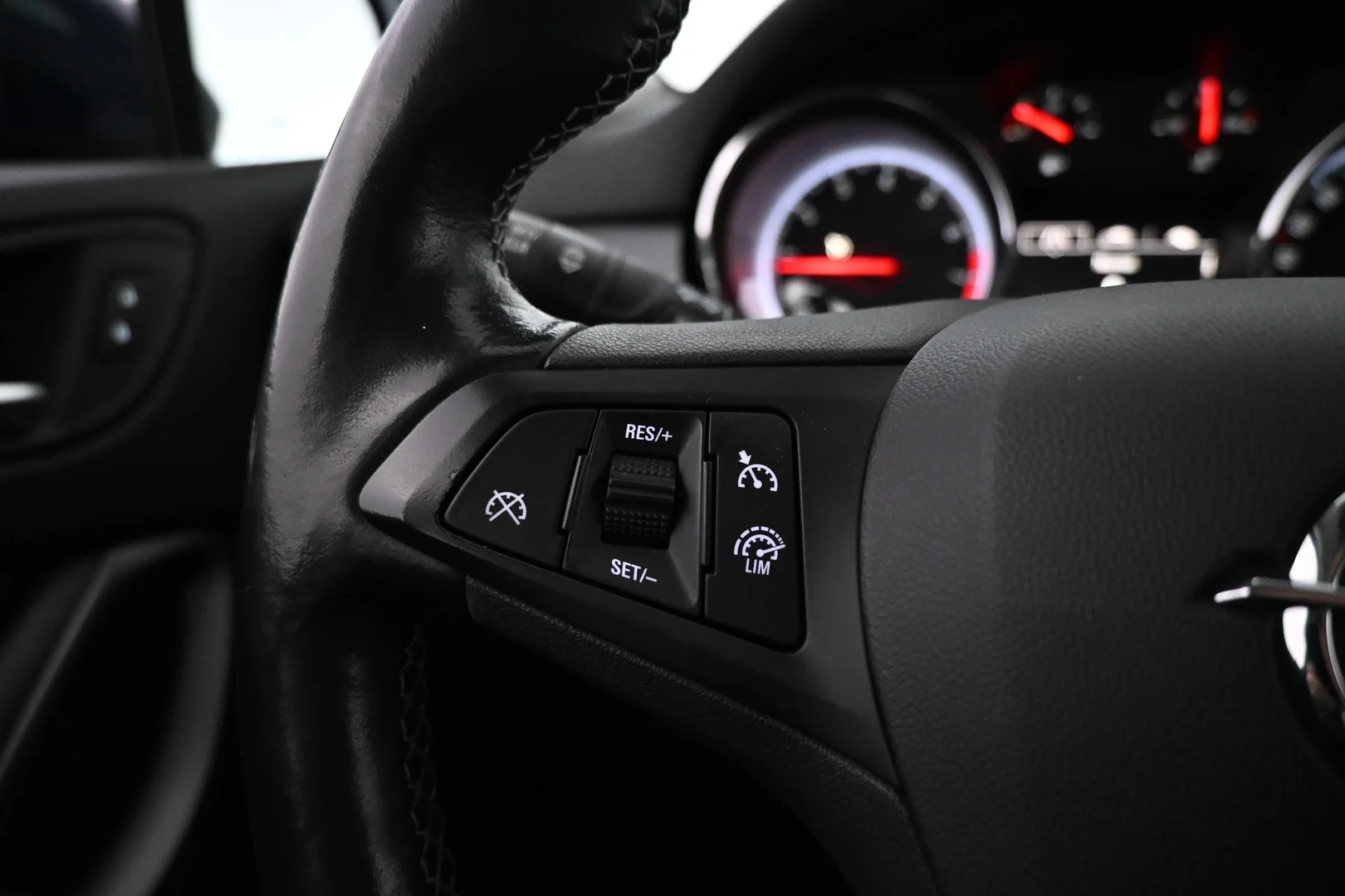 Car Image - 2ANSEmNfqXD3r3ZCAeLpcf