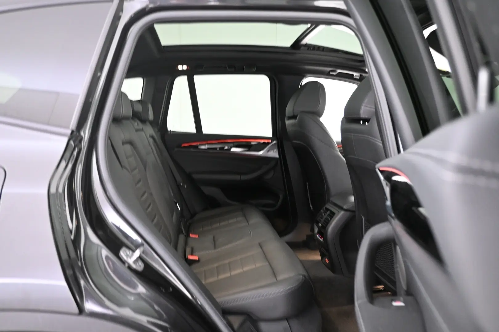 Car Image - 4inOrPzln1GFfxfyTUN3vI