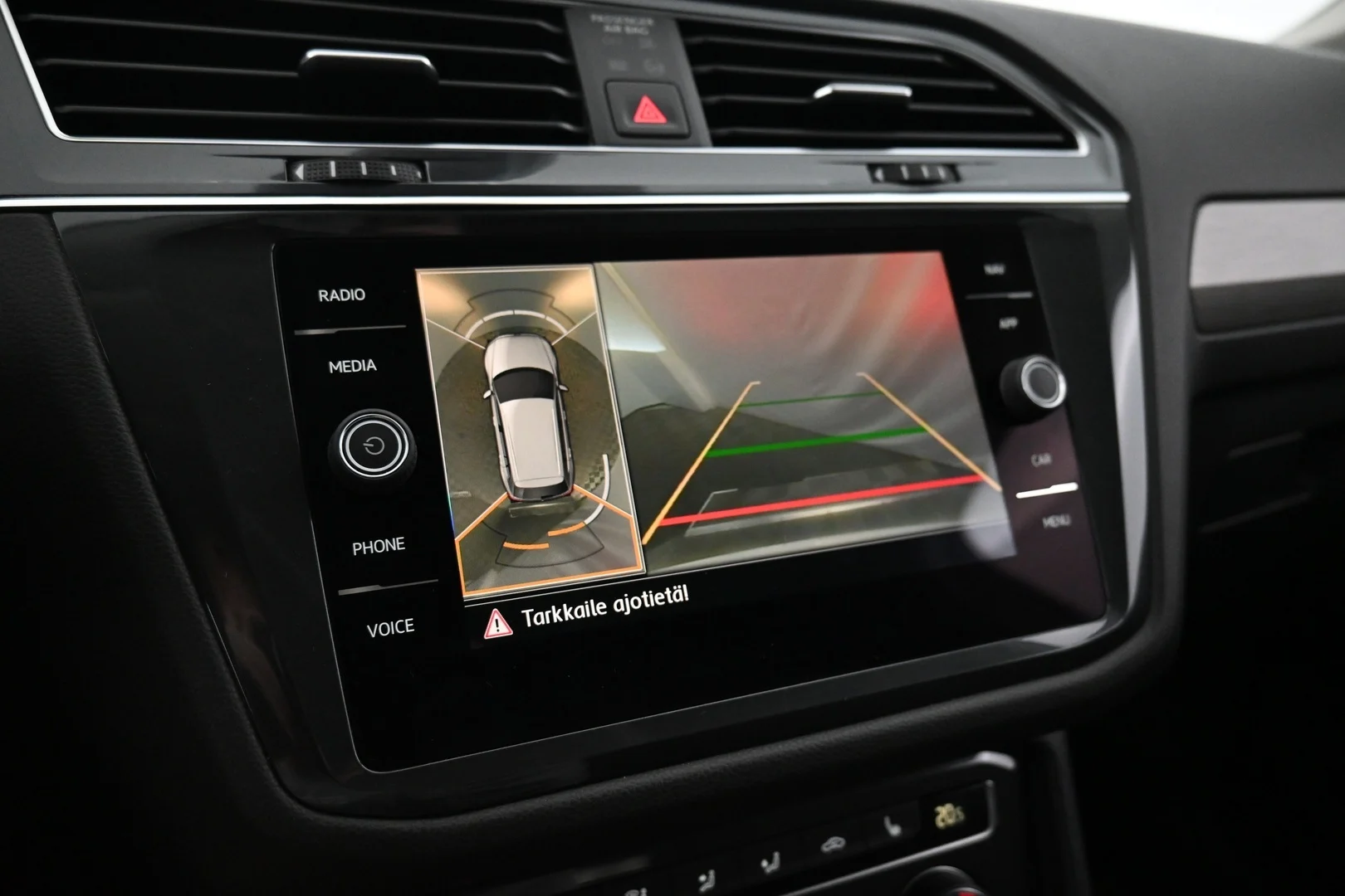 Car Image - 2Lo66UZKFpDlumonoHXi0G