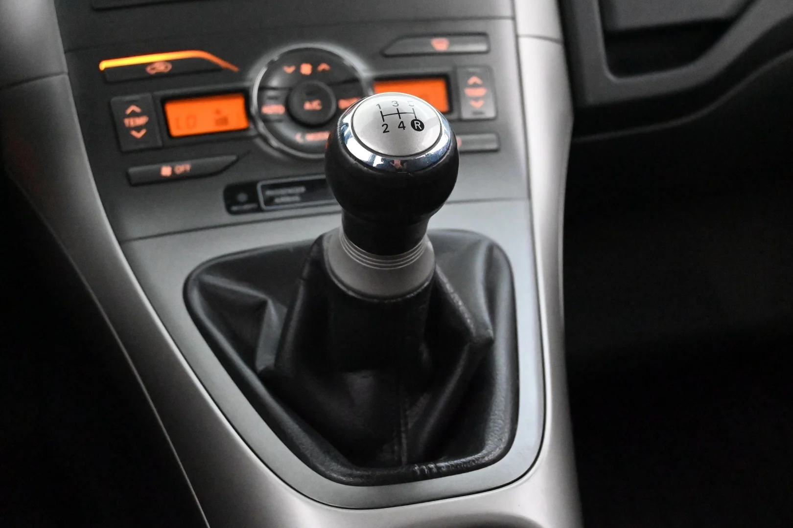 Car Image - 1Db0C5I5uAzceTQF2syVKU
