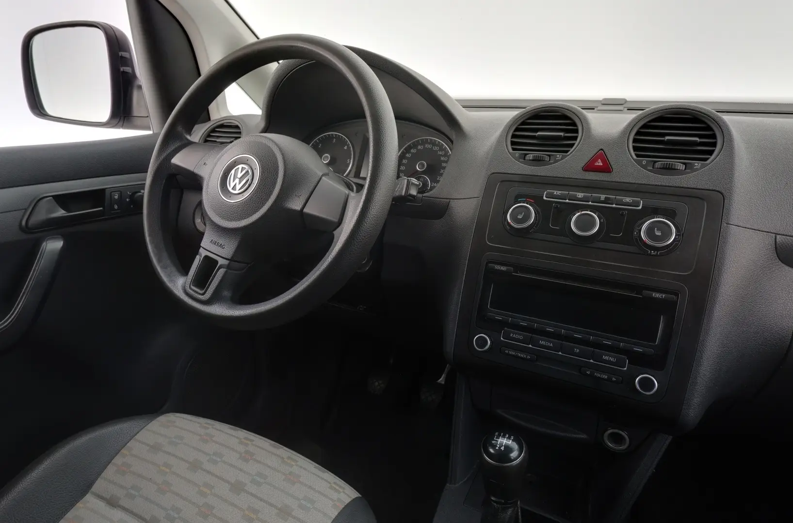 Car Image - 6HHNqcEFU0ZE8crOommRCv