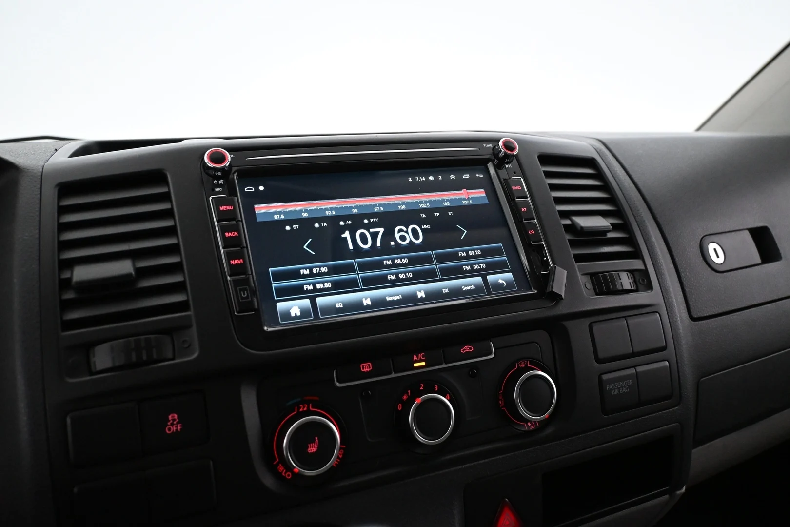 Car Image - Y86bPBBCvG145u9bKF2ND