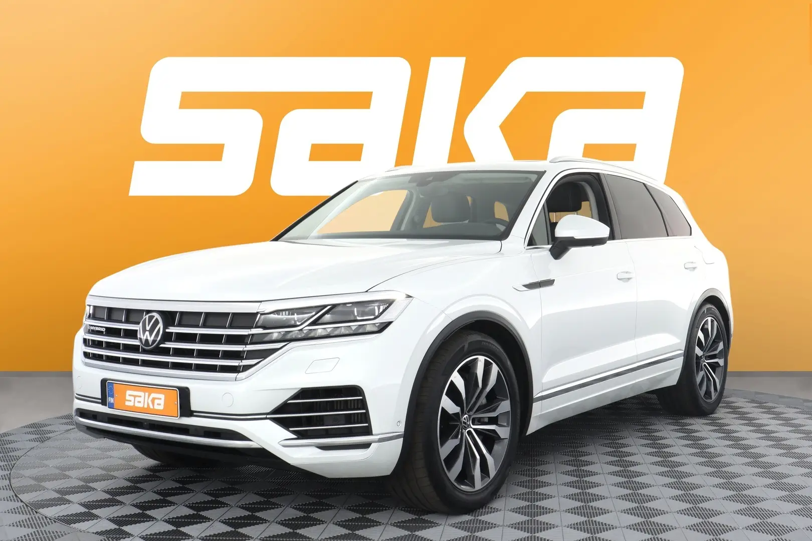 Car Image - 5IUb6rdutDkBEK2sGv5Fec