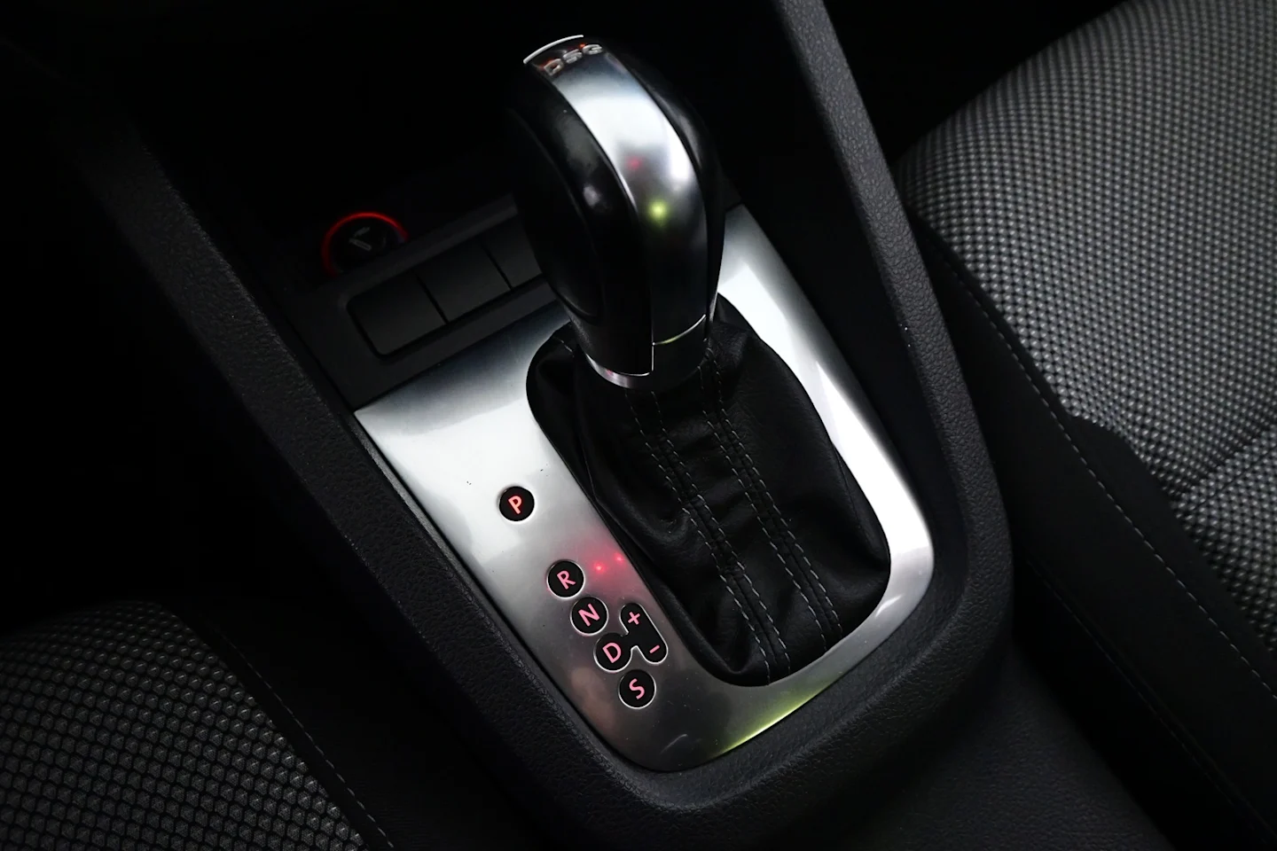 Car Image - 1h8ntuC8Kk024swyHiymay