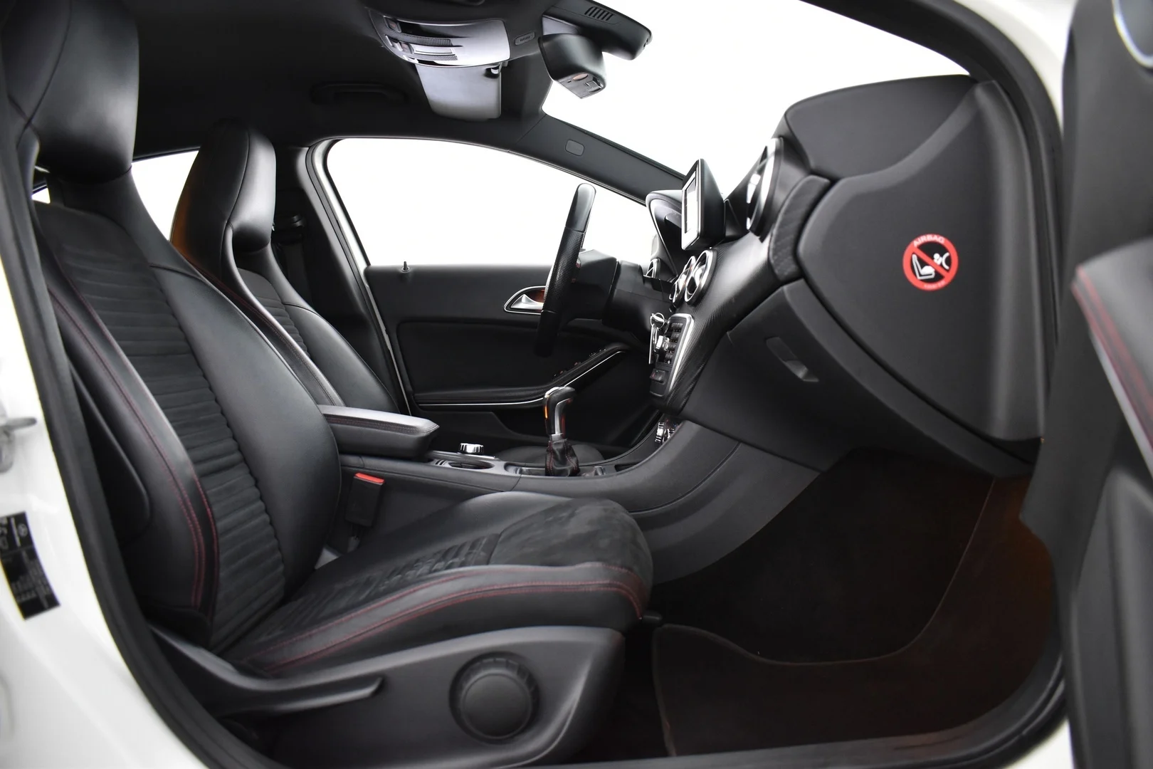 Car Image - 5mWBwxLvBokE5qA2UmRNis