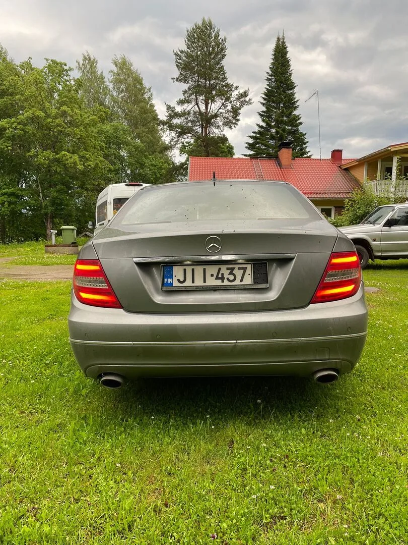 Car Image - 6HyFWTg98XYFSxuJQorKO4