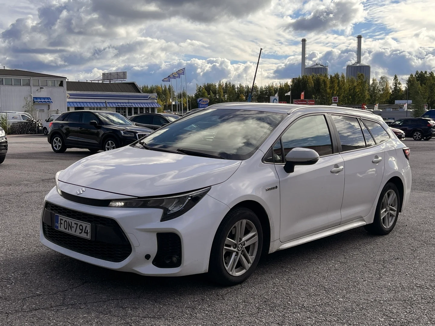 Car Image - 1QwrmI8bBfMUTDVZGUcOPK
