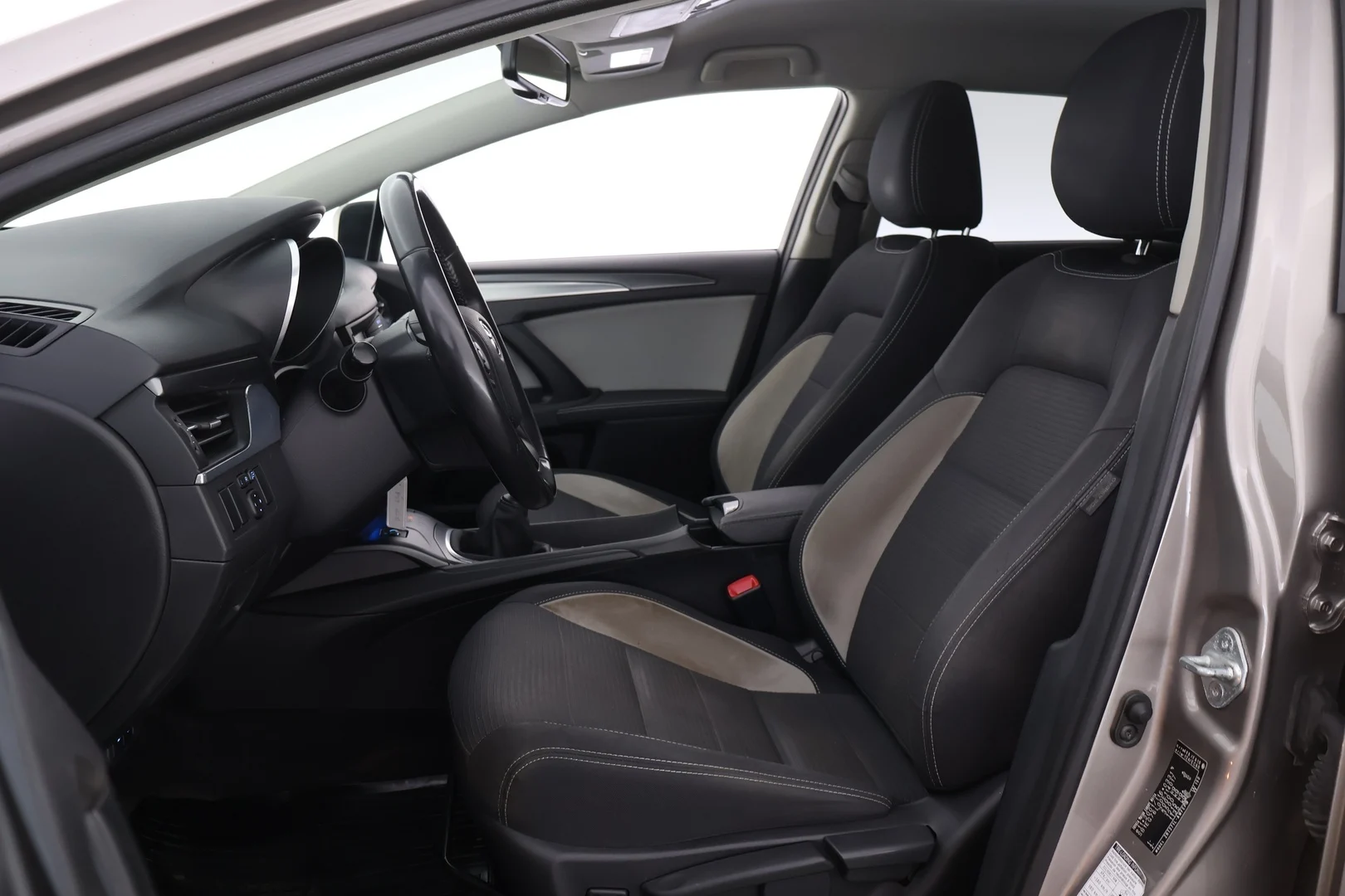 Car Image - 4oCx1q0hn2Om676KLyWuLw
