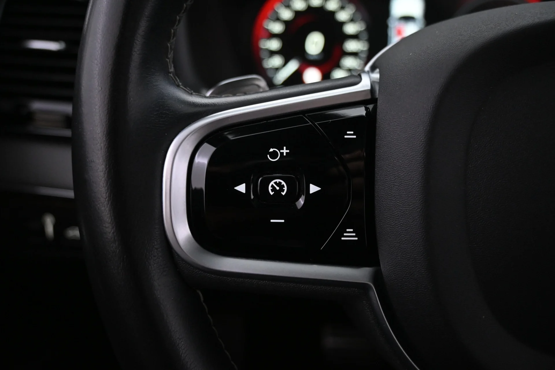 Car Image - 1Lwvbtd7SEDx8hENcaVgSB