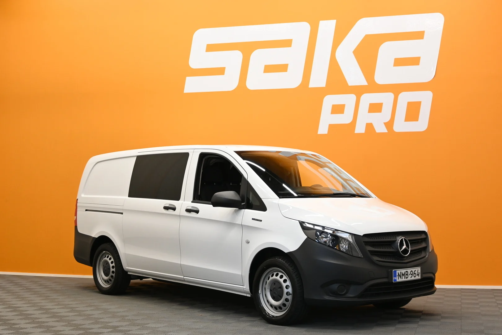 Car Image - 2Q3iFEZdAEeEGjfIf0L535