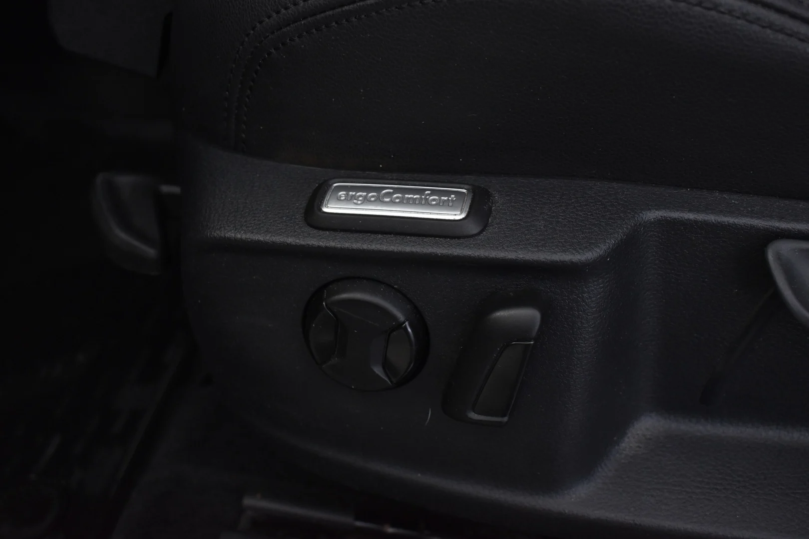 Car Image - 7ffU8D1CM9wXlJrkb88Bi