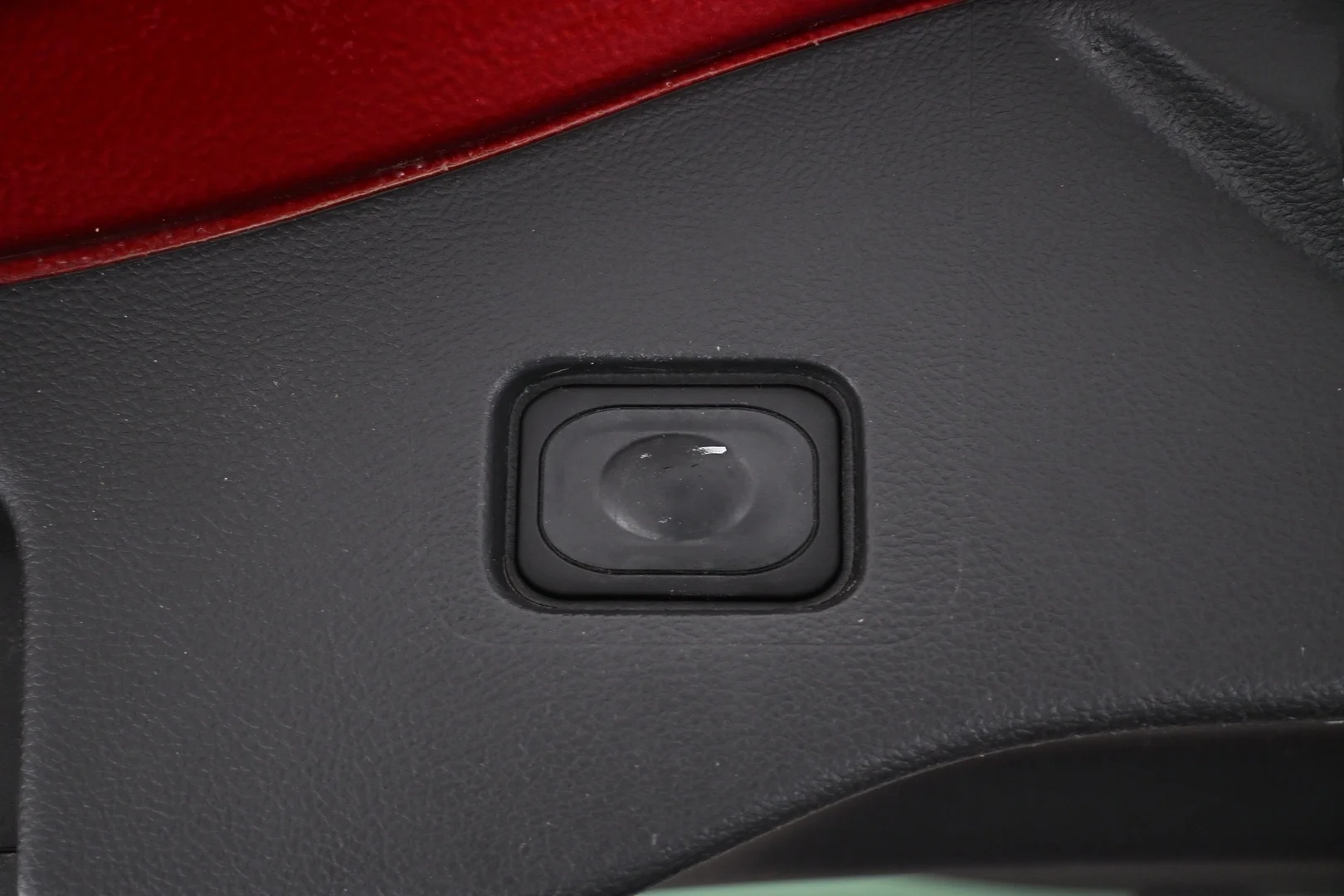Car Image - 38hNfFOBYLwszjVYJH0OHg
