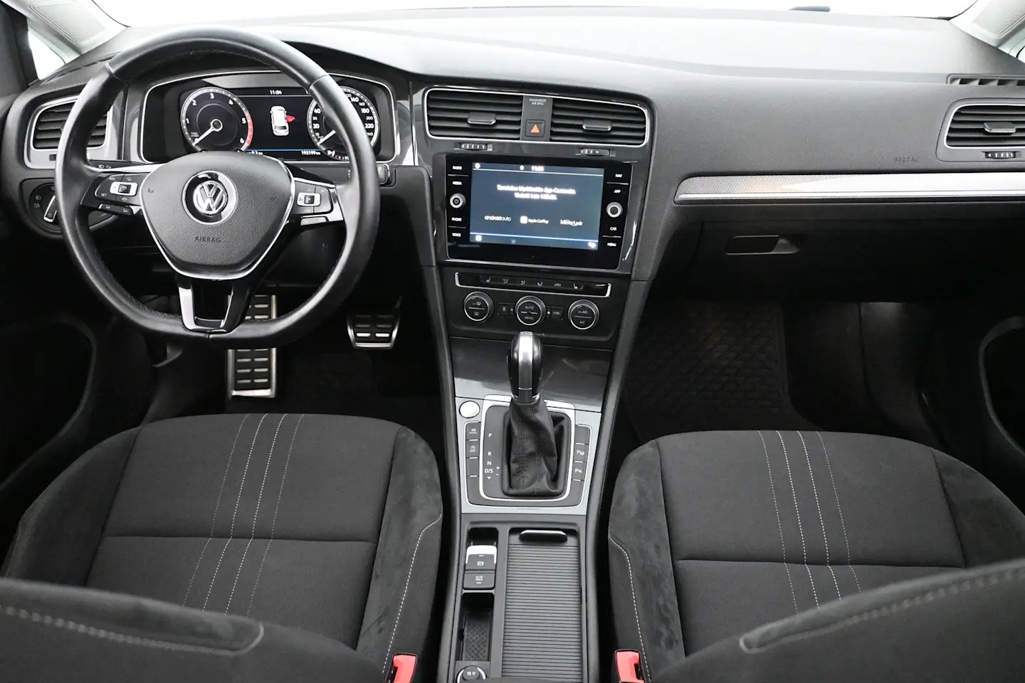 Car Image - 2S6X8MfyvurvvN472OWNHt