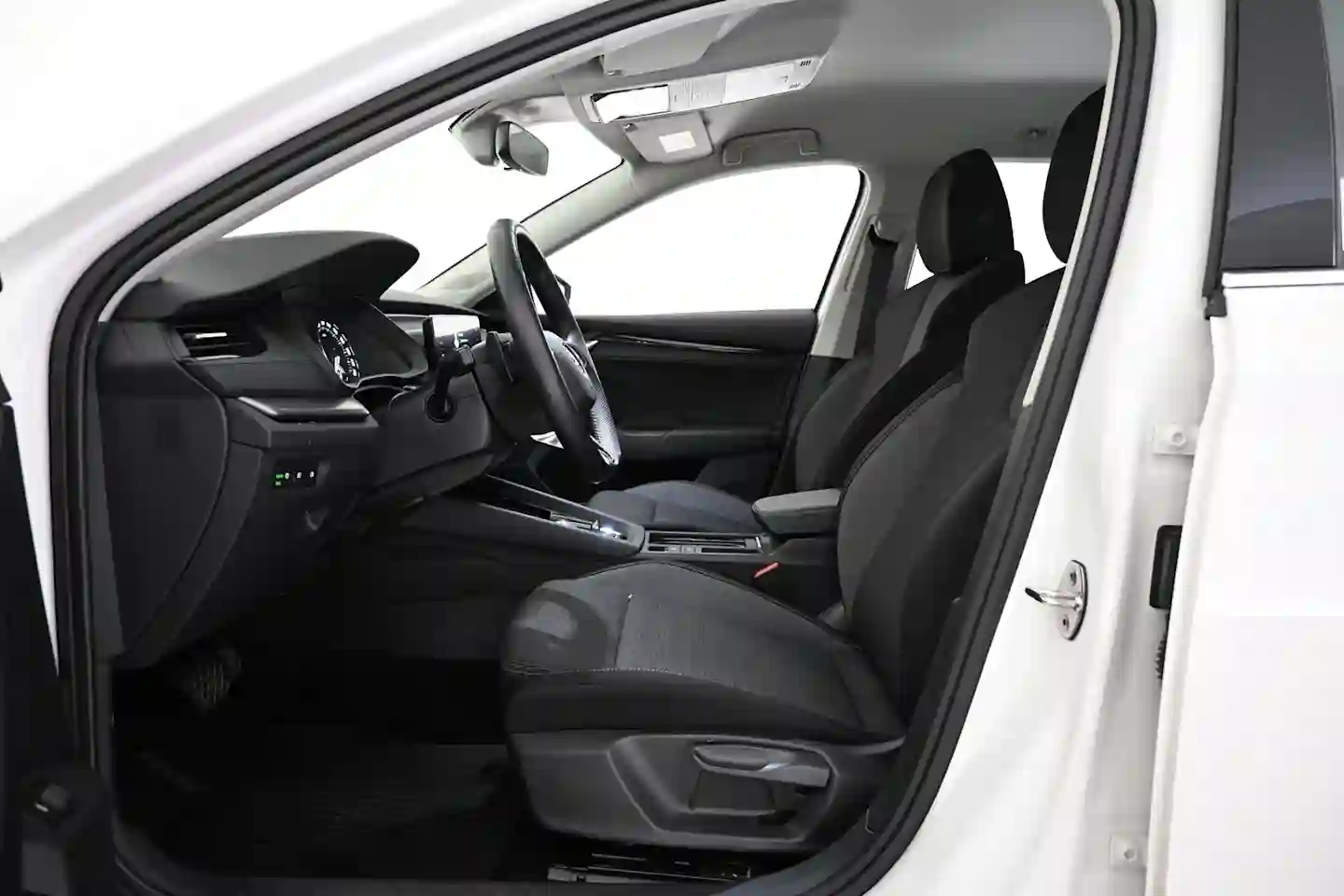 Car Image - 50WtcGiVfmvhqokNAtiJqy