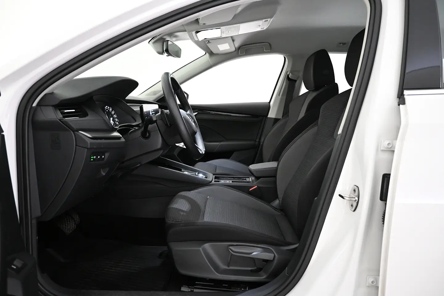 Car Image - 50WtcGiVfmvhqokNAtiJqy