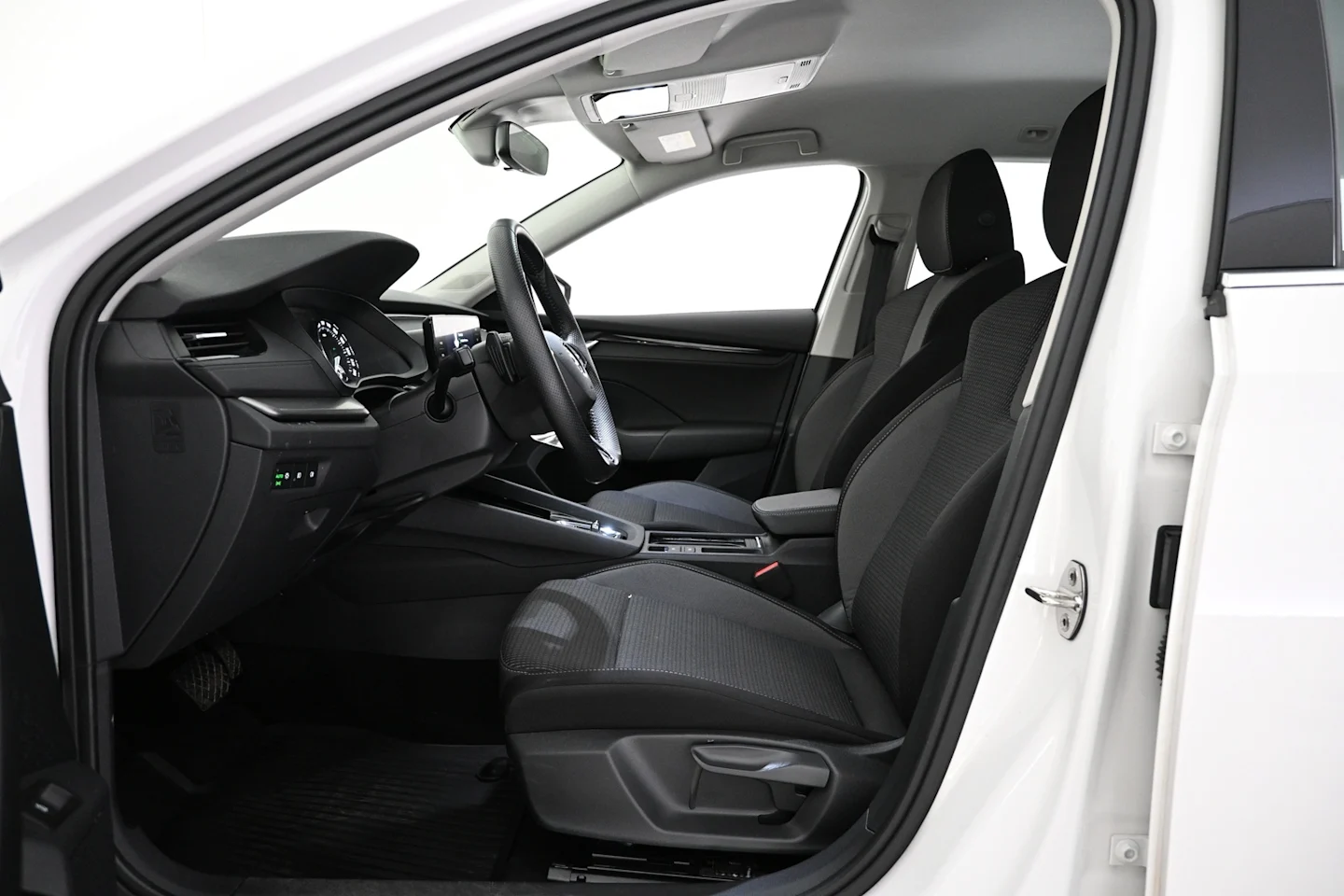 Car Image - 50WtcGiVfmvhqokNAtiJqy