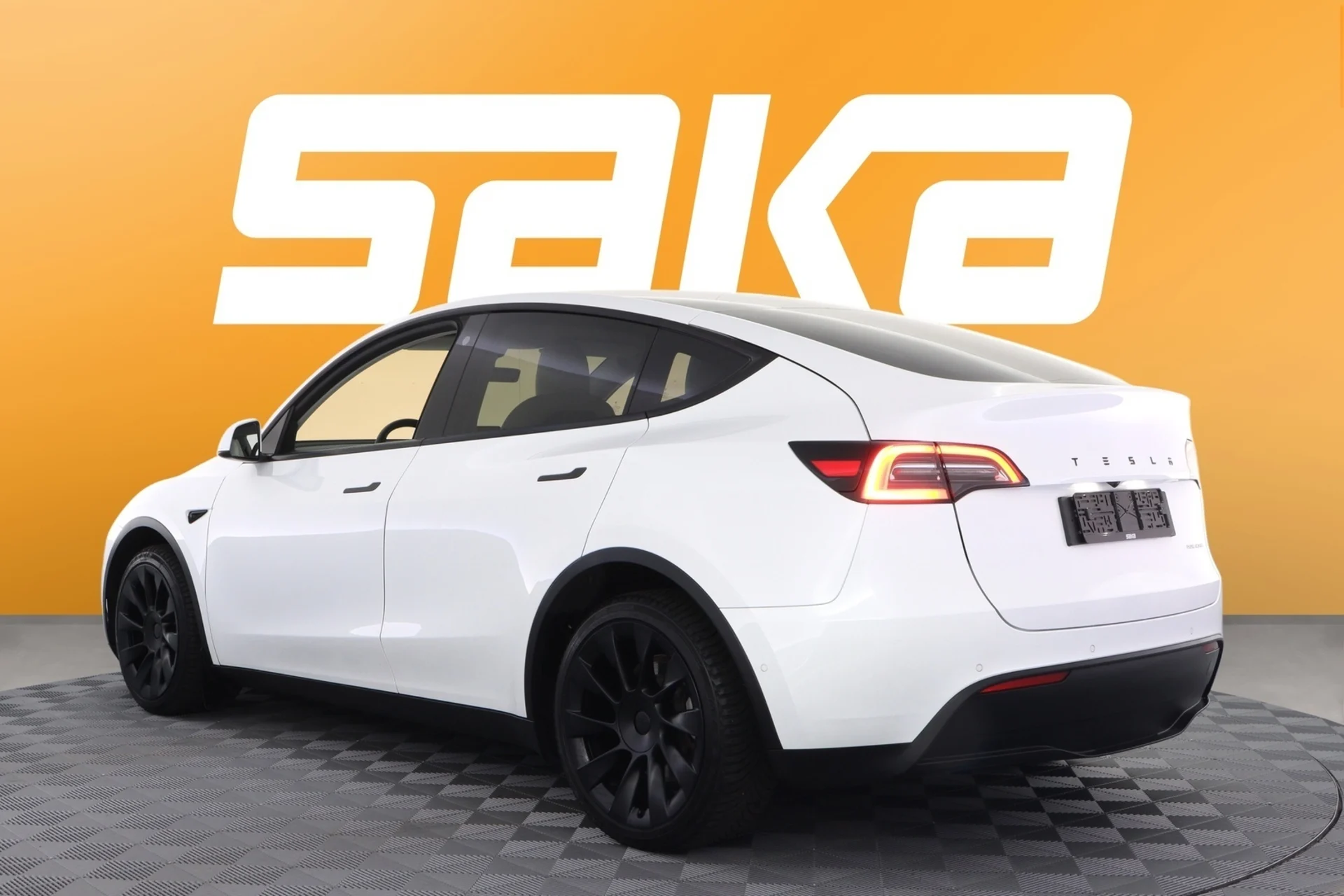 Car Image - 12x5EinnnG87TkkO1jPU8P