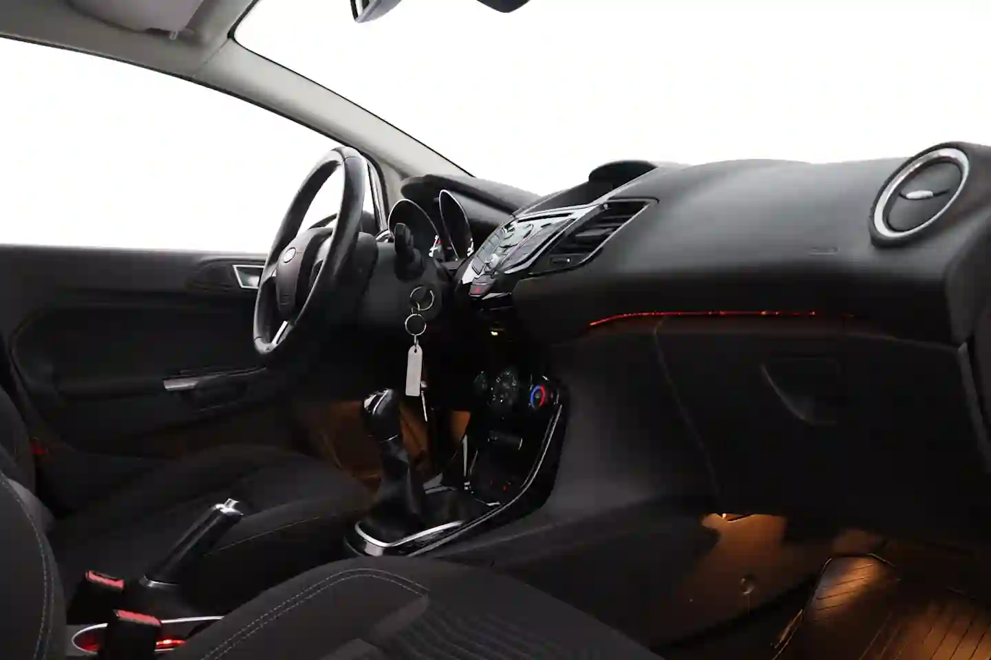 Car Image - 7IATRiLF7qizaxkWbGygXy