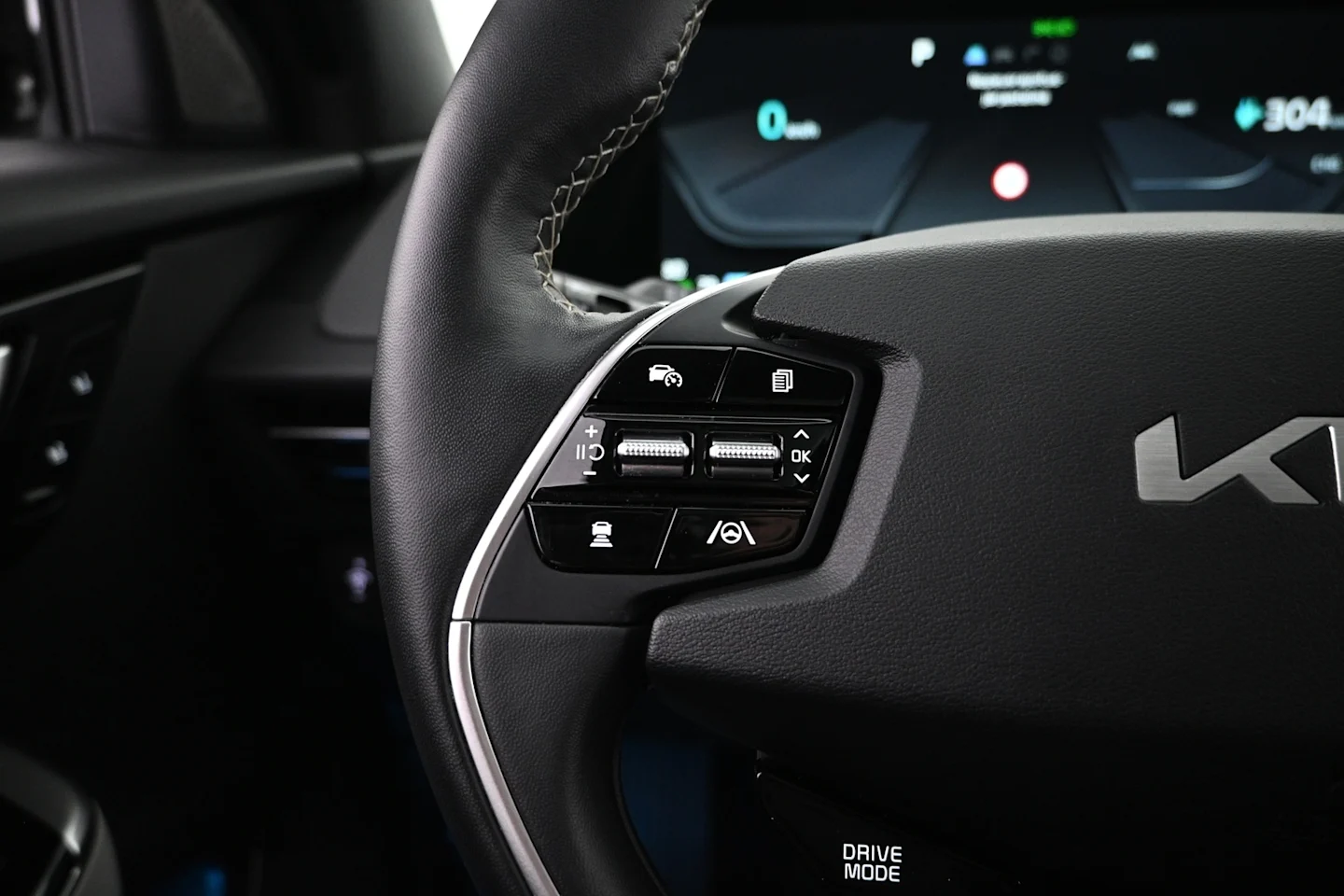 Car Image - 3TyiBY2lCol9xh9y7TNQeK