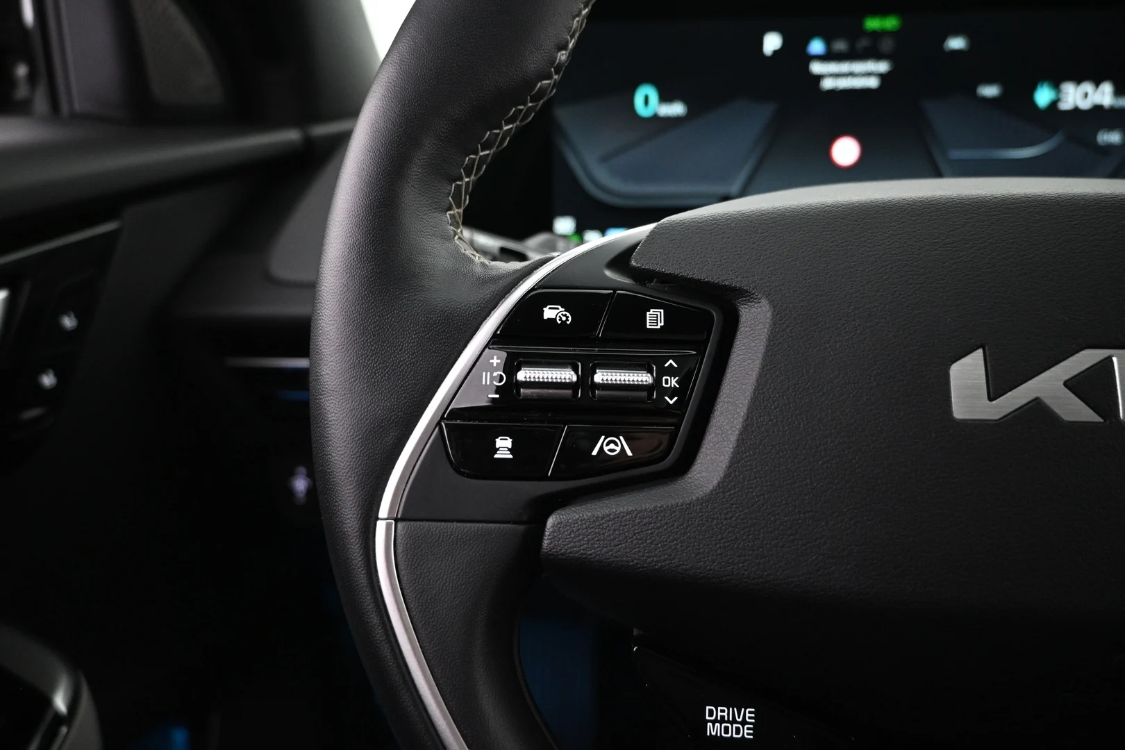 Car Image - 3TyiBY2lCol9xh9y7TNQeK