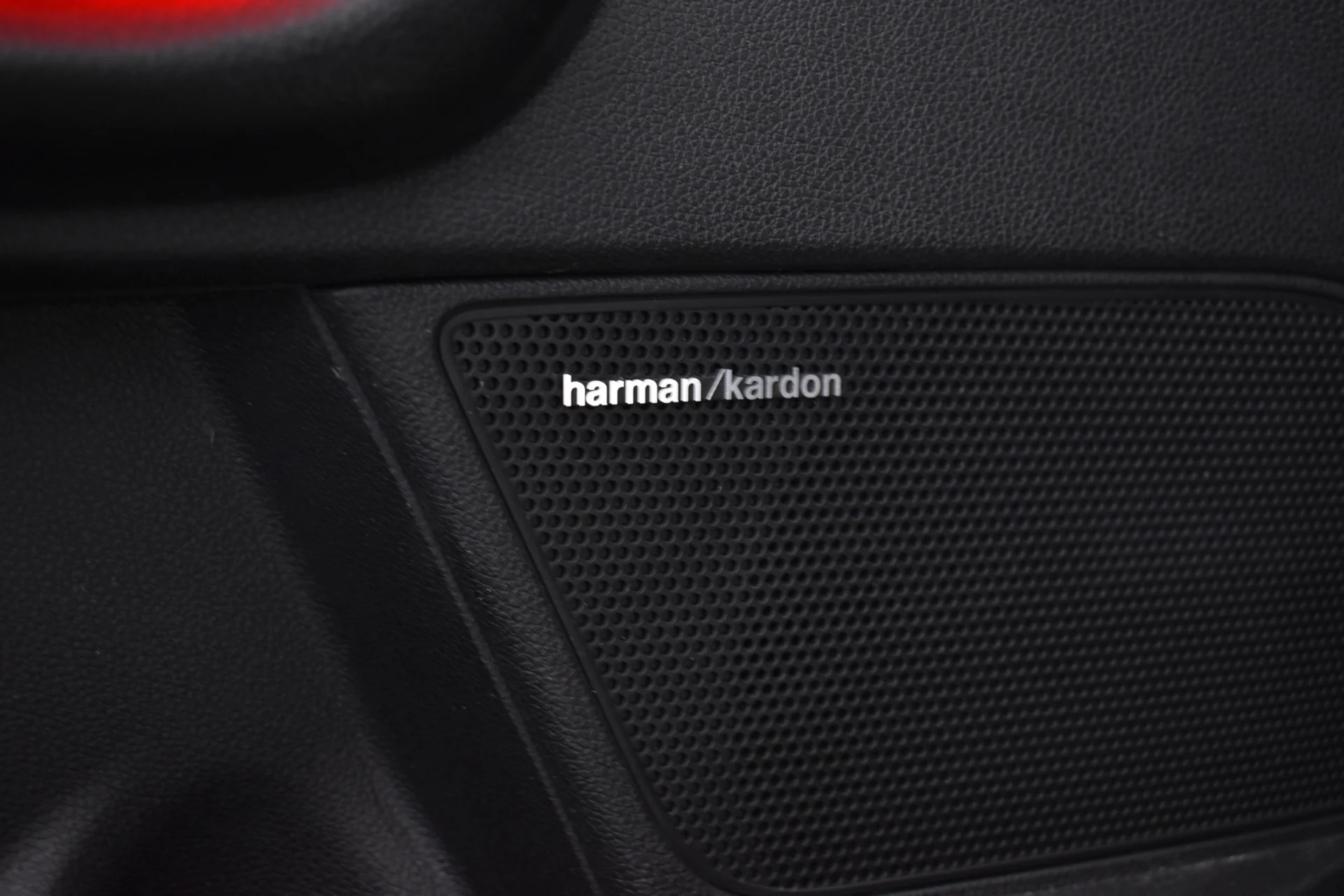 Car Image - 4ucALOrXML6I5lfY6ixLIS