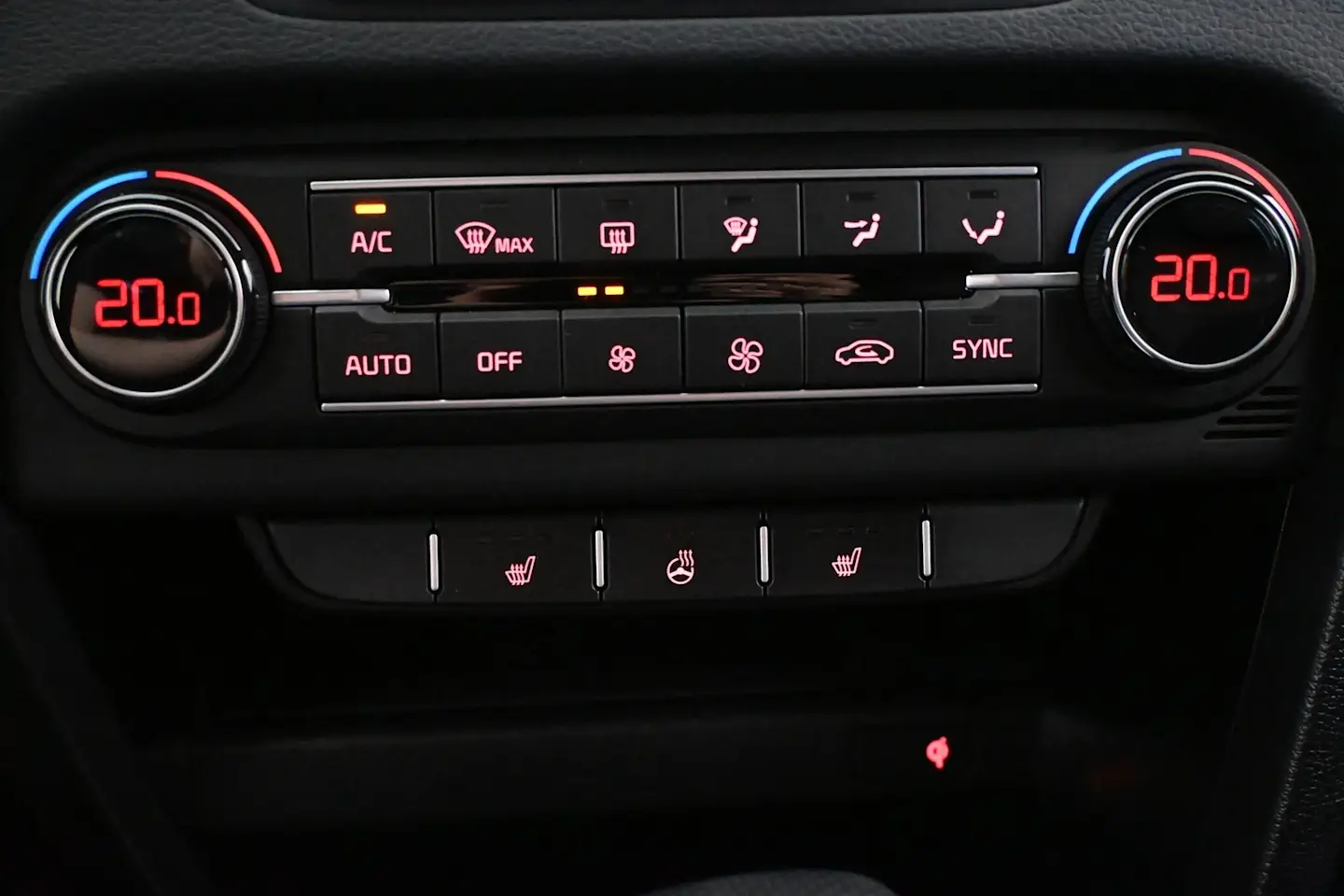 Car Image - 1BsqSVFJw5uMhX5GsOhuuo