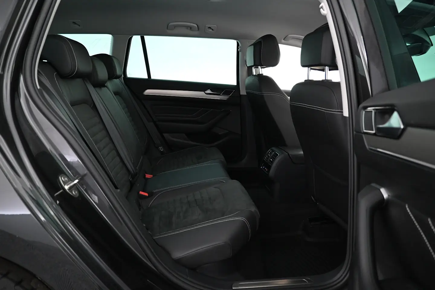 Car Image - 60rJWF3ZlKjTngwZQzdRHj
