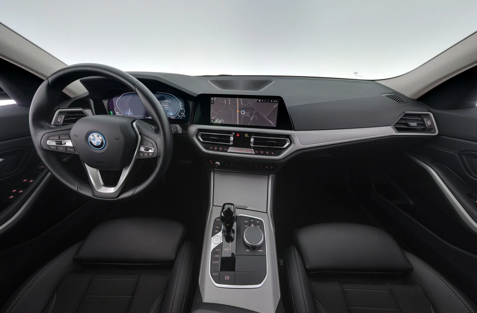 Car Image - 5c42CAoBa8lWlVfhPDl3wY