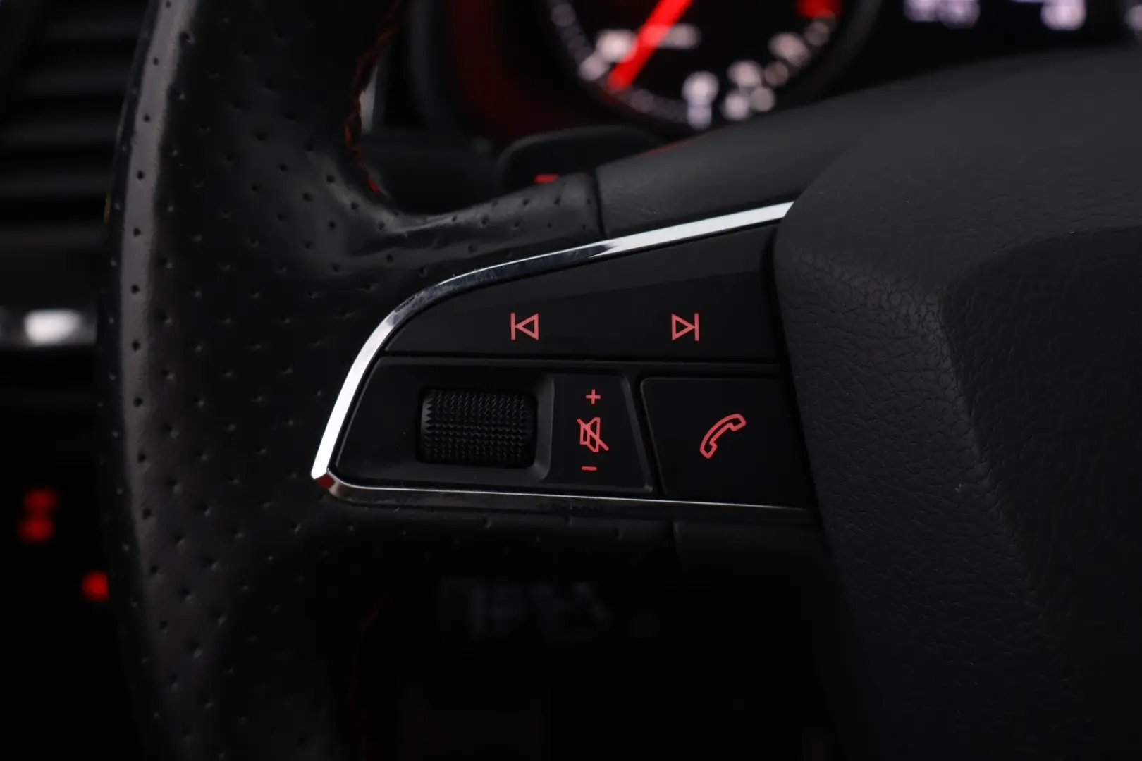 Car Image - 7hlcHVD0kRbTAZKS5x6Gj7