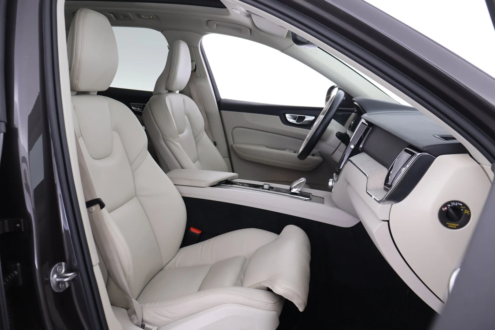 Car Image - 2gh5m7Zke3GVRXXq6XakXQ