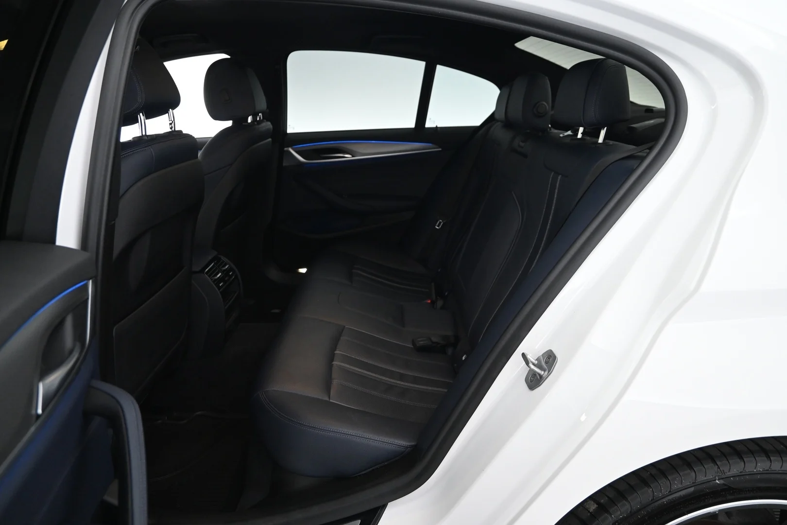 Car Image - NskCFLsoCQUahQMSPPx1s