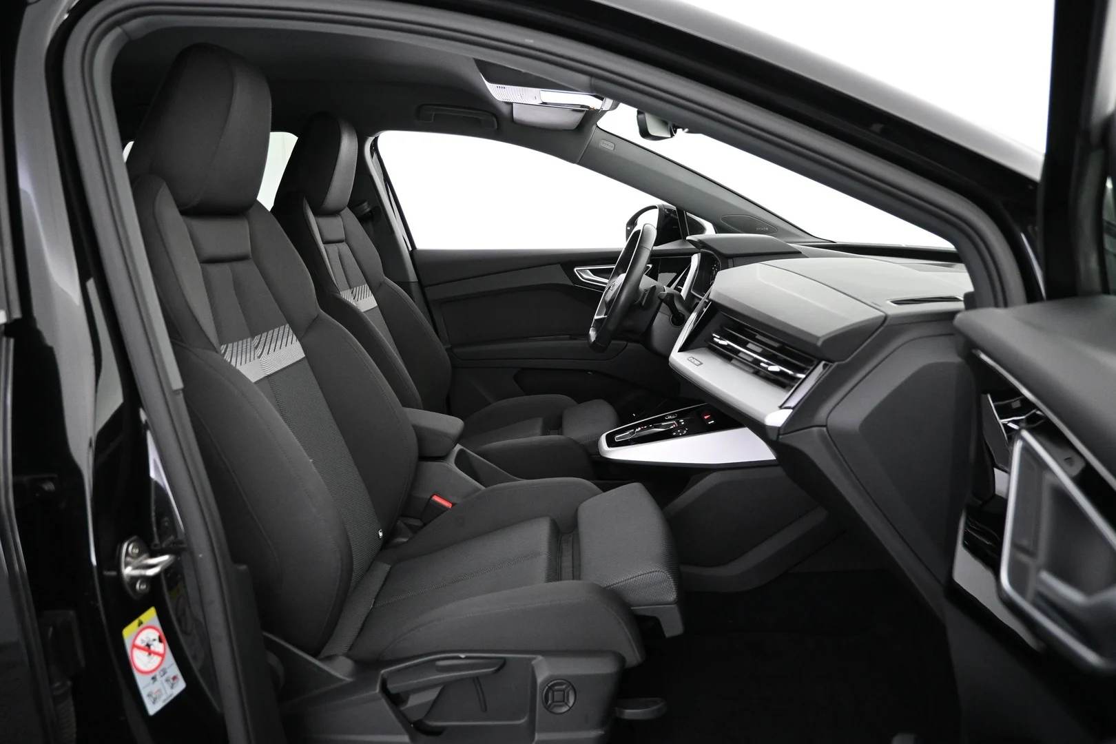 Car Image - 5DFYLFYsOeiOLp7ZkJcCLd